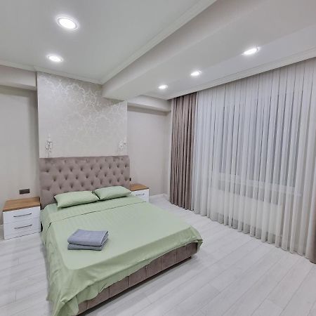 Grand Excelent New Ultra Central Apartments Кишинів Екстер'єр фото