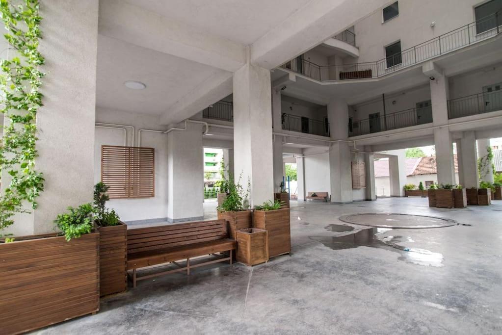 Grand Excelent New Ultra Central Apartments Кишинів Екстер'єр фото
