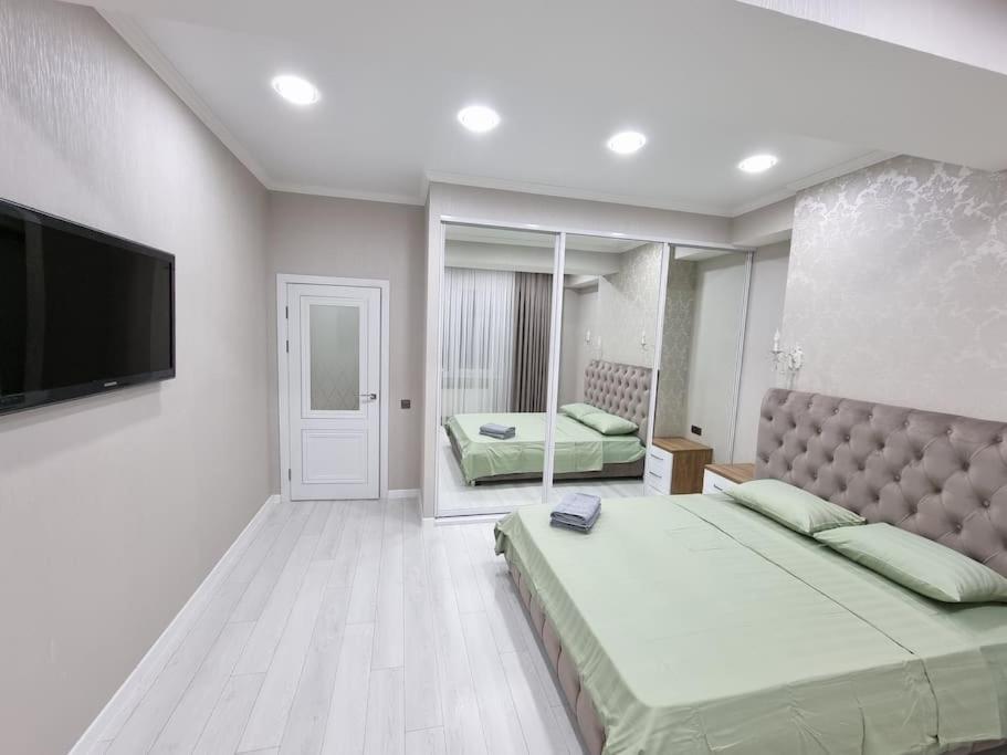 Grand Excelent New Ultra Central Apartments Кишинів Екстер'єр фото