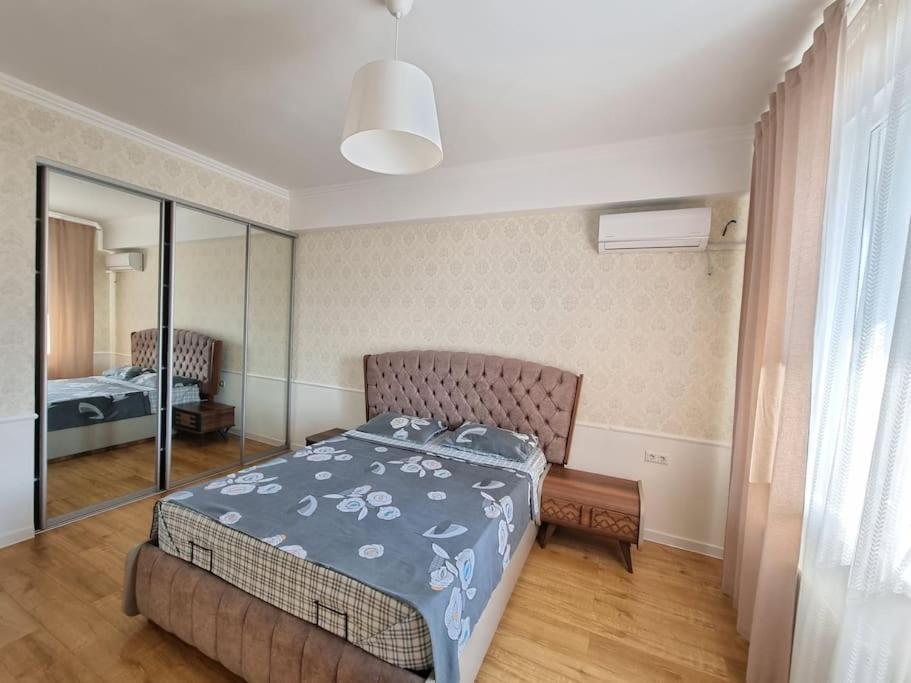 Grand Excelent New Ultra Central Apartments Кишинів Екстер'єр фото