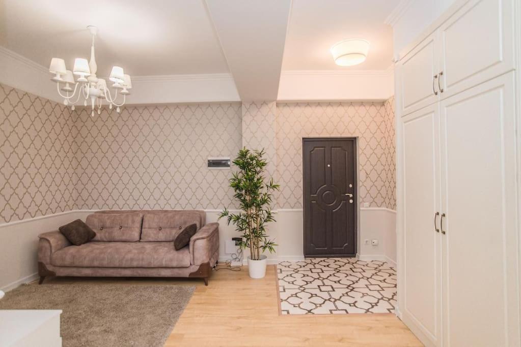 Grand Excelent New Ultra Central Apartments Кишинів Екстер'єр фото