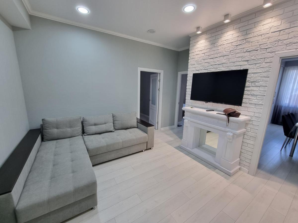 Grand Excelent New Ultra Central Apartments Кишинів Екстер'єр фото