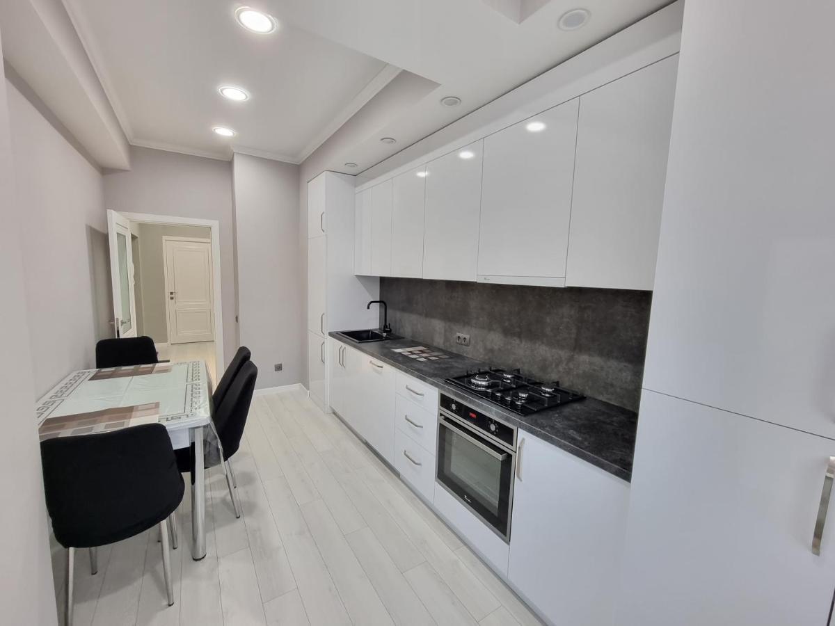 Grand Excelent New Ultra Central Apartments Кишинів Екстер'єр фото