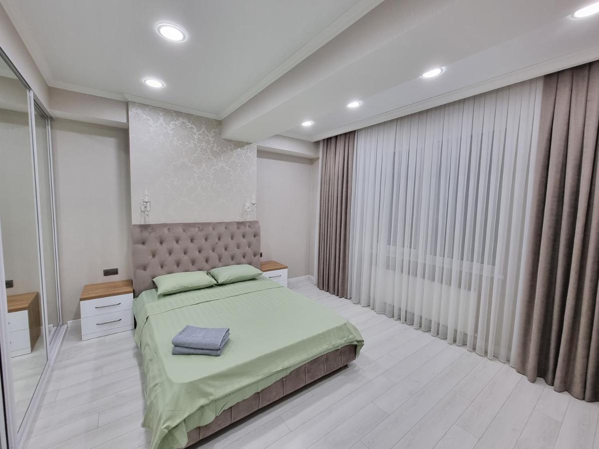 Grand Excelent New Ultra Central Apartments Кишинів Екстер'єр фото
